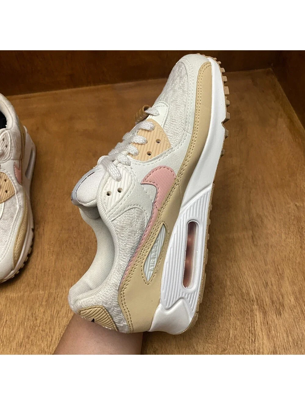 Nike Air Max 90 SE Shoes Womens Size 7 Sun Club Sail Arctic Orange DJ9997-101